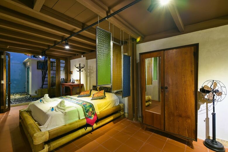 Hotel Ohana House @ 15 Kuli