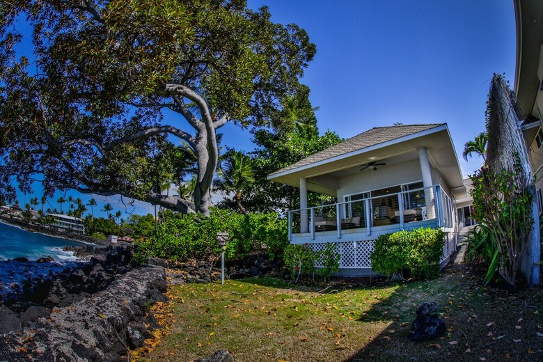 Kona Bay Hale By Redawning
