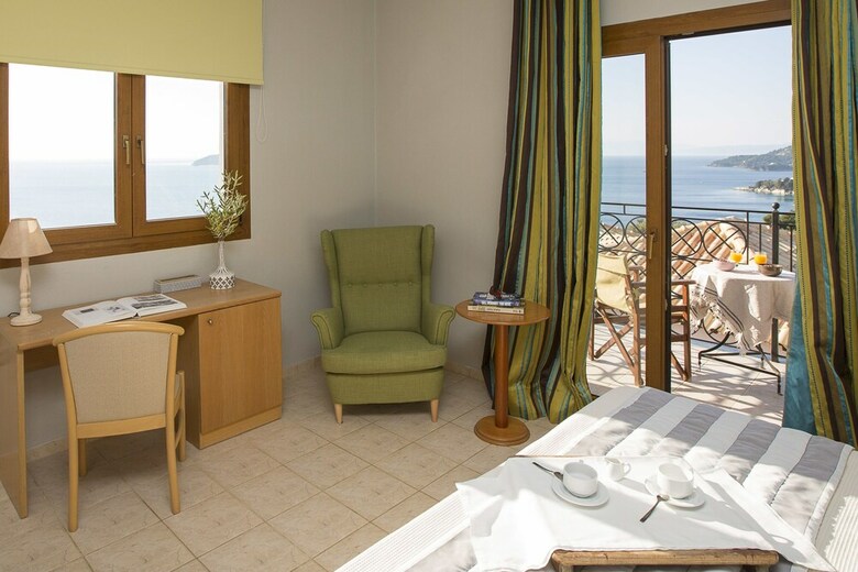 Hotel Fiorella Sea View