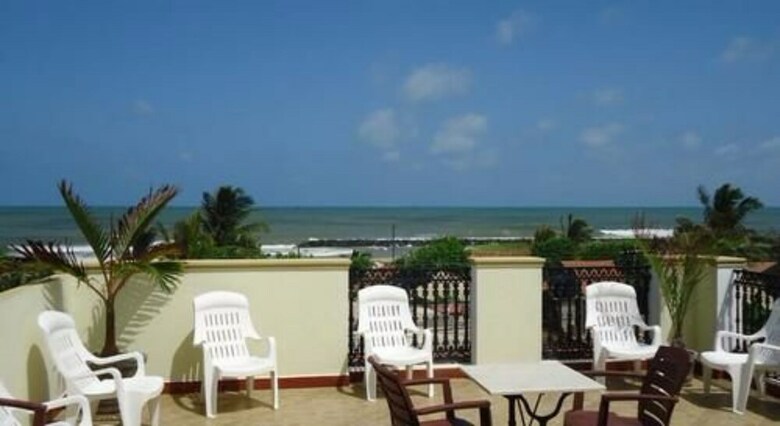 Hotel The Ocean Pearl