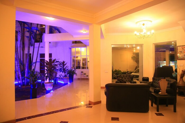 Hotel The Ocean Pearl