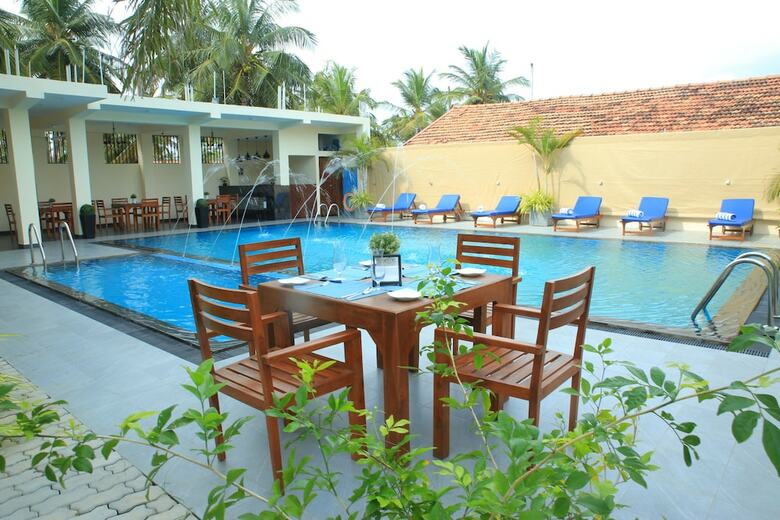 Hotel The Ocean Pearl