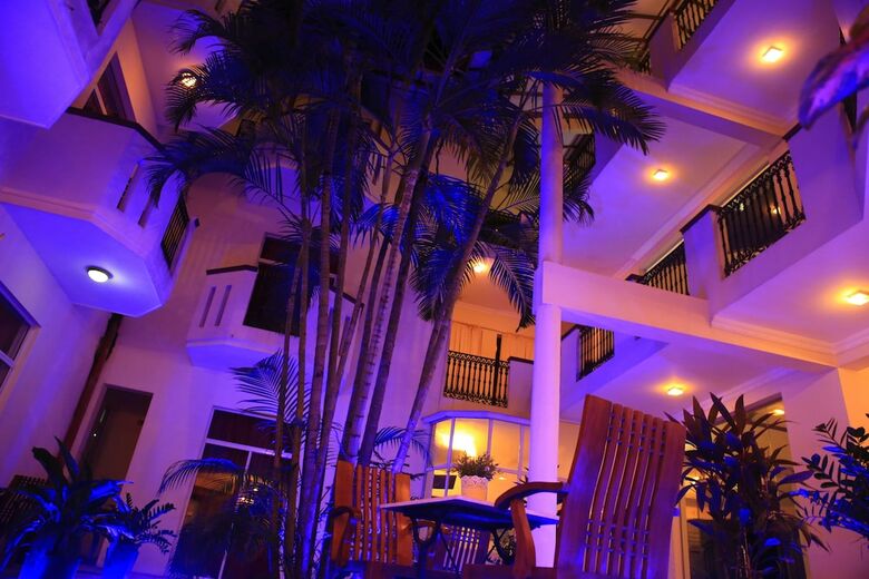 Hotel The Ocean Pearl