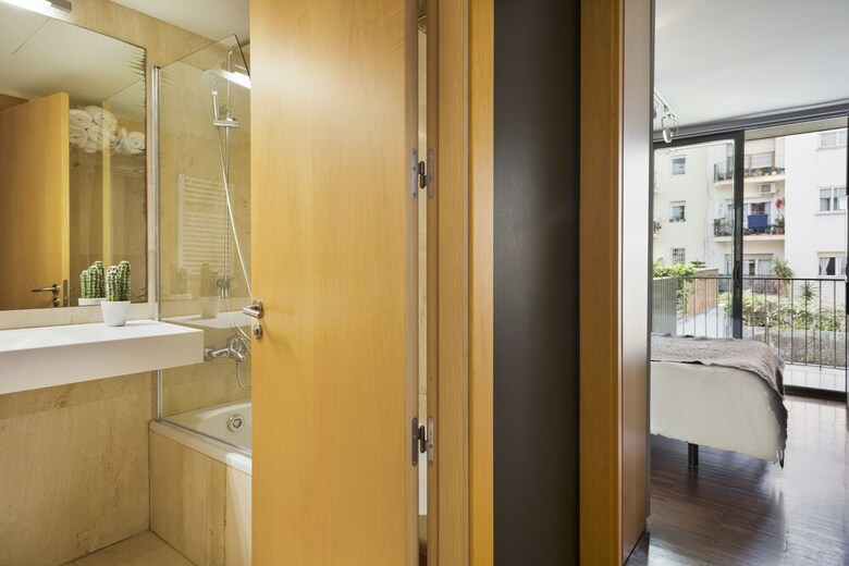 My Space Barcelona Executive Apartments Center