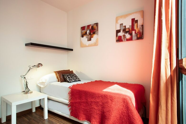 My Space Barcelona Executive Apartments Center