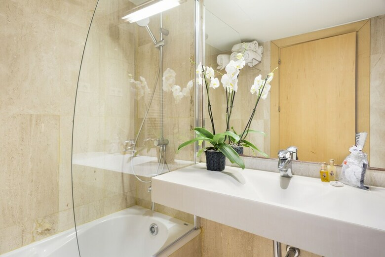 My Space Barcelona Executive Apartments Center