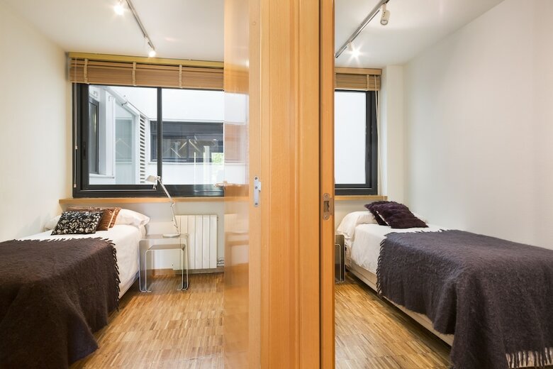 My Space Barcelona Executive Apartments Center