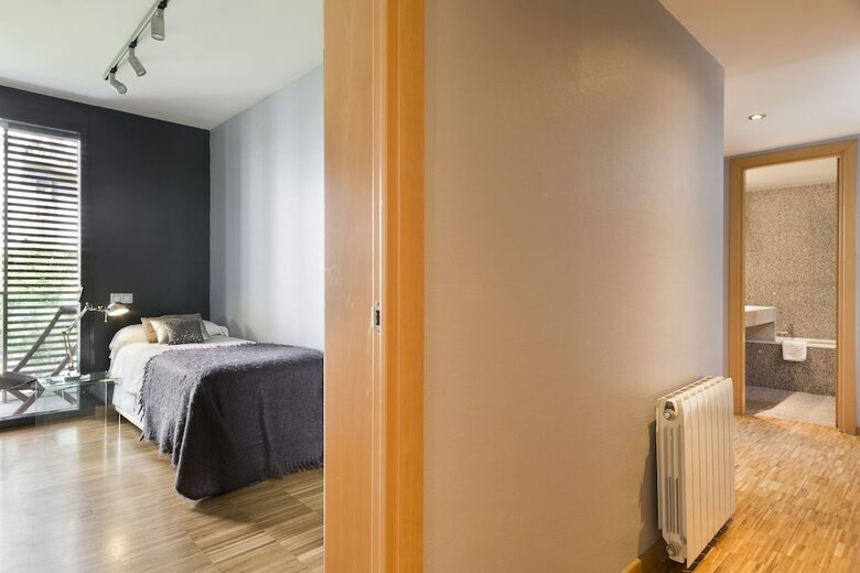 My Space Barcelona Executive Apartments Center