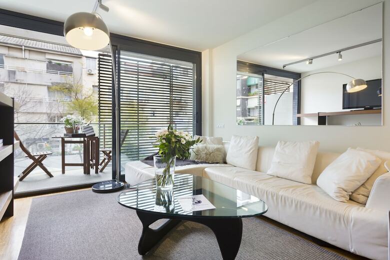 My Space Barcelona Executive Apartments Center