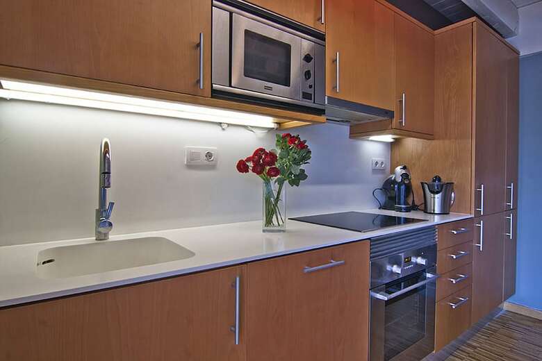 My Space Barcelona Executive Apartments Center