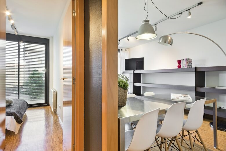 My Space Barcelona Executive Apartments Center