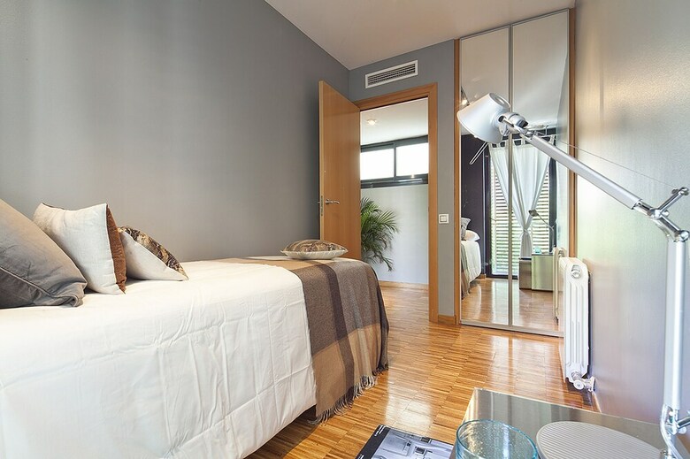My Space Barcelona Executive Apartments Center