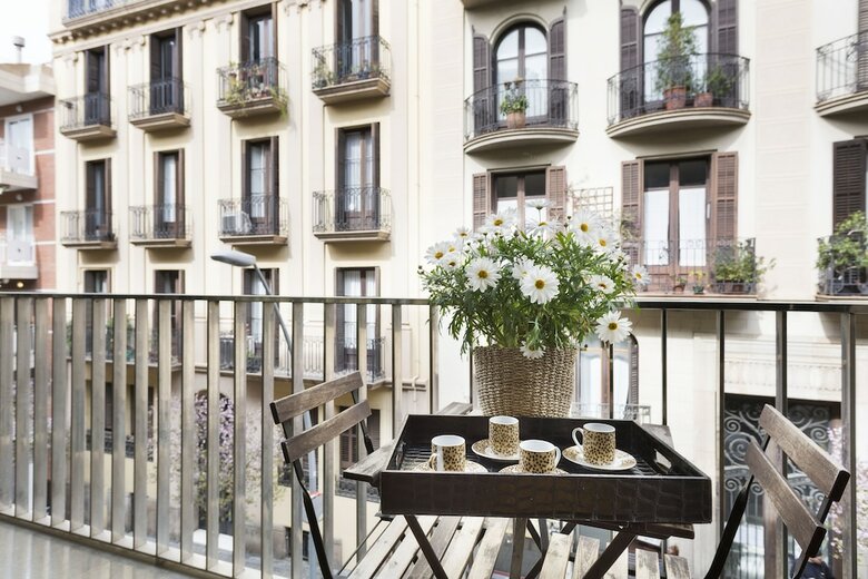 My Space Barcelona Executive Apartments Center