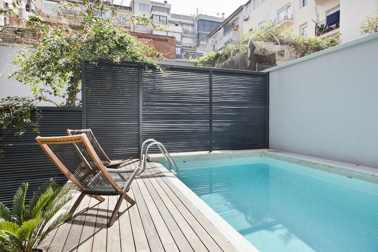 Apartamentos My Space Barcelona Private Pool Garden