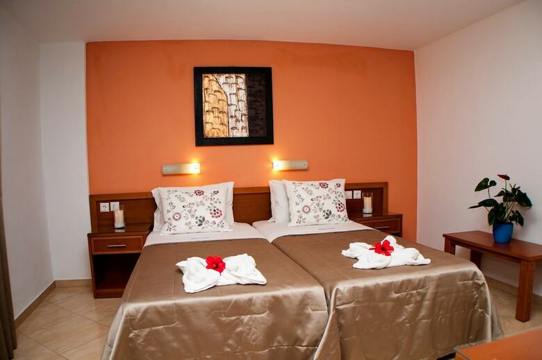 Aparthotel Ippoliti Village