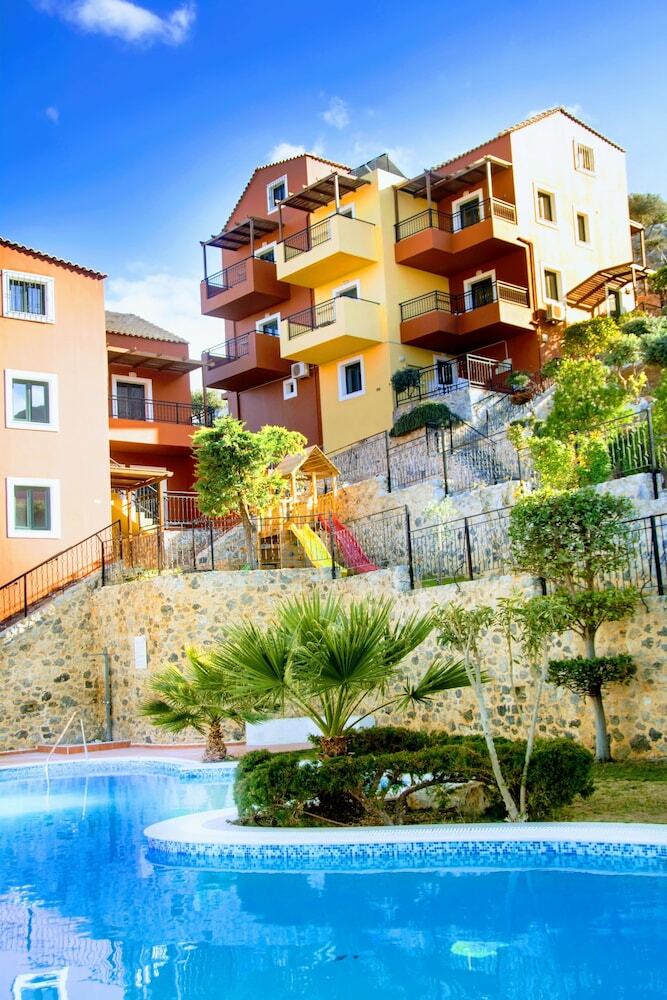 Aparthotel Ippoliti Village