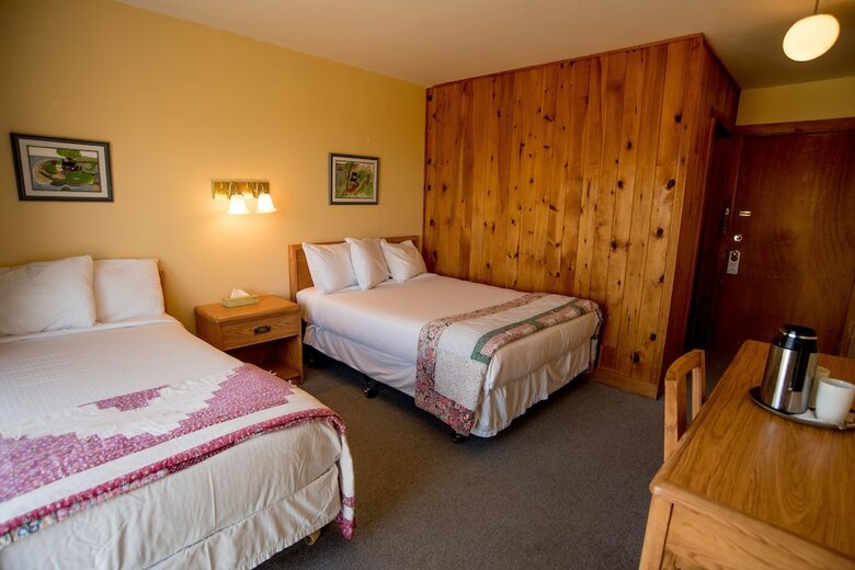 Posada Brier Island Lodge