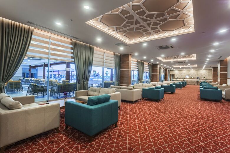 Lonicera Resort & Spa Hotel