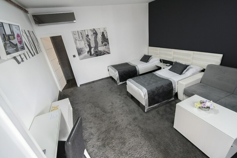 Hotel Cool Zagreb Airport