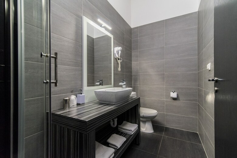 Hotel Cool Zagreb Airport