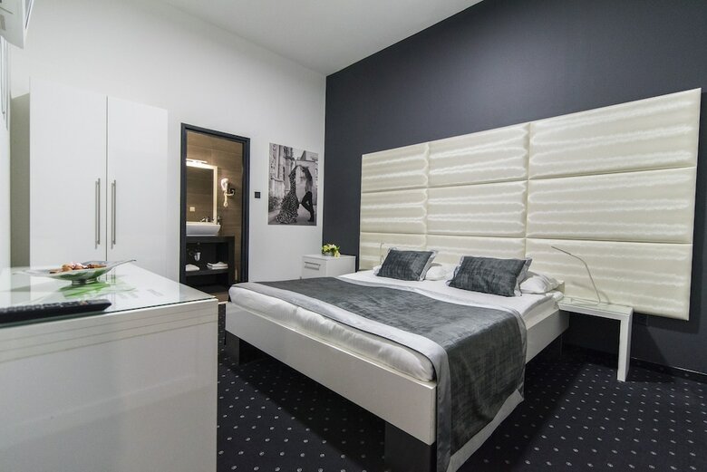 Hotel Cool Zagreb Airport