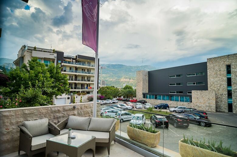 Hotel Butua Residence