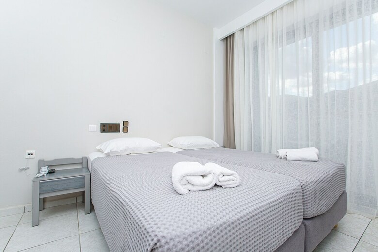 Hermes Hotel