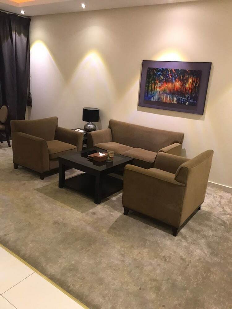 Taleen Granada Hotel Apartments