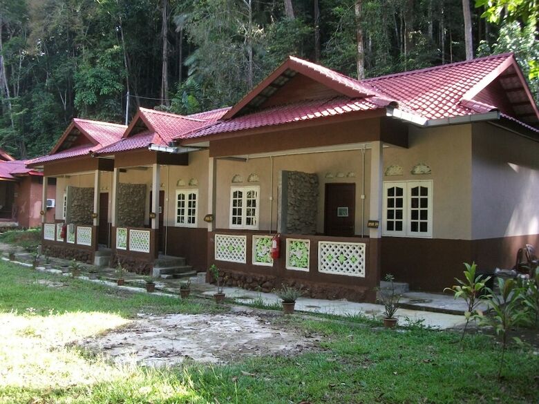 Posada Nusa Holiday Village