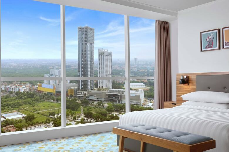 Hotel Fairfield By Marriott Surabaya