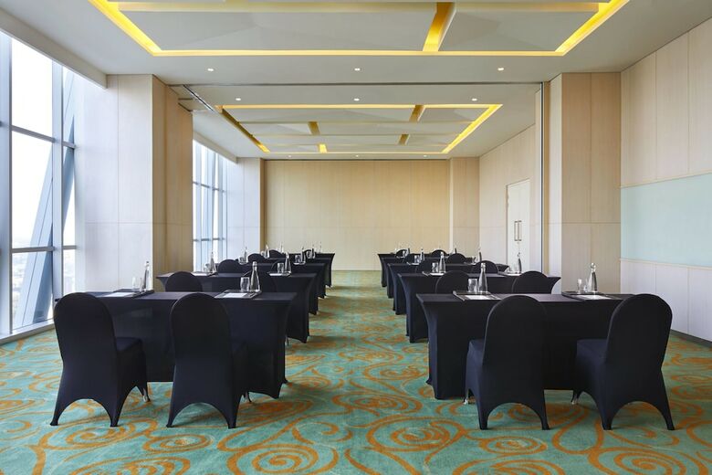 Hotel Fairfield By Marriott Surabaya