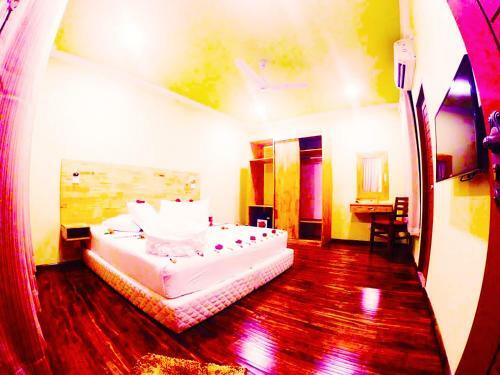 Hotel Maafushi Village