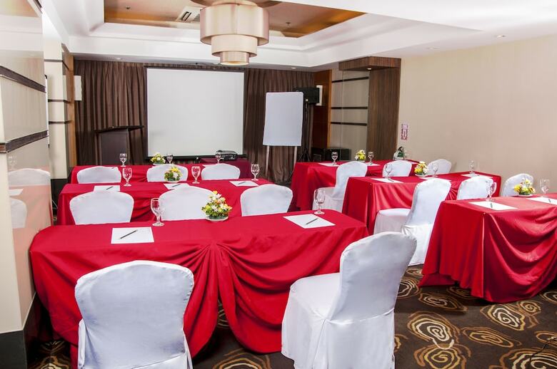 Aparthotel The A. Venue Hotel