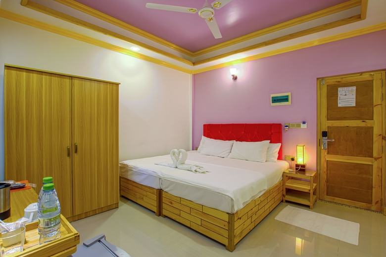Hotel Maafushi Kurumba Villa