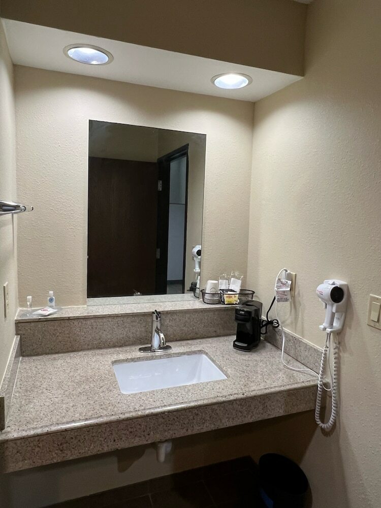 Hotel Comfort Inn & Suites