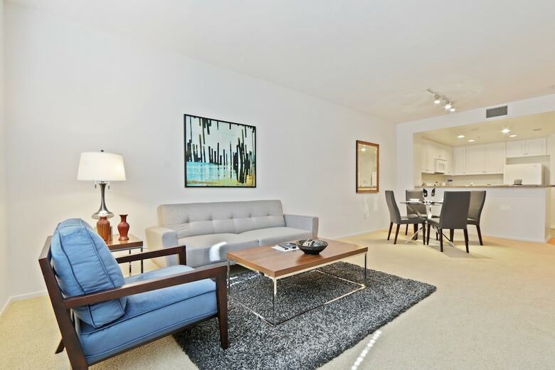 Apartamentos Global Luxury Suites At The Village