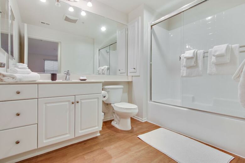 Apartamentos Global Luxury Suites At The Village