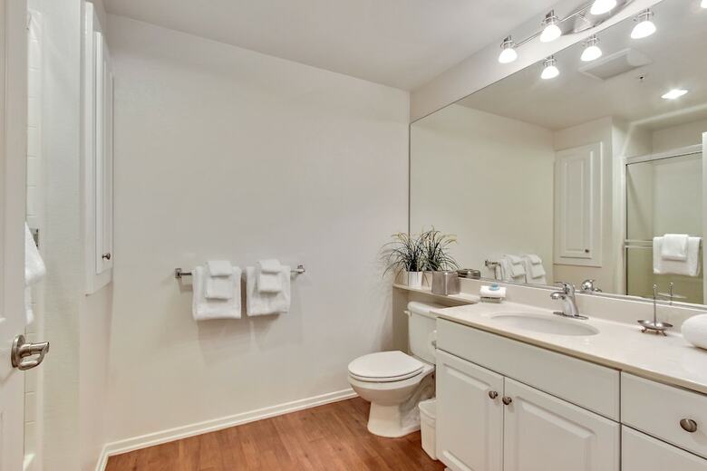 Apartamentos Global Luxury Suites At The Village