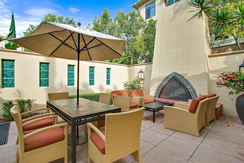 Apartamentos Global Luxury Suites At The Village