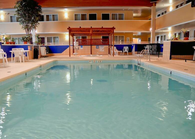 Hotel Quality Inn & Suites