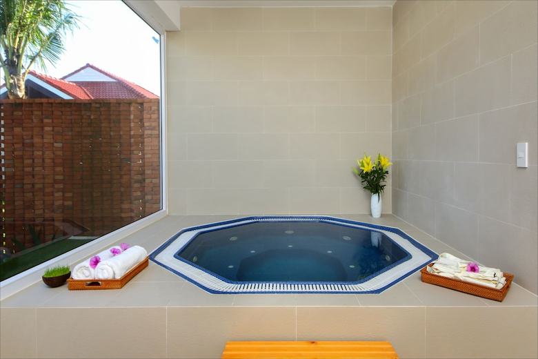 Hotel Tam Thanh Beach Resort & Spa