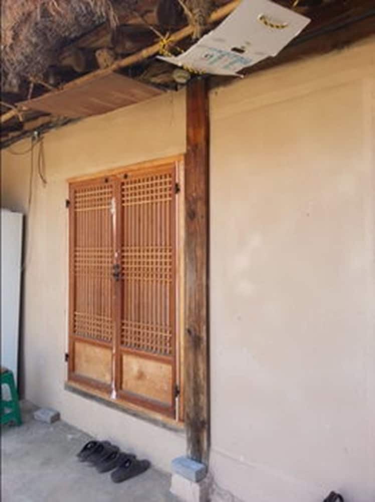 Hotel Moji Guest House