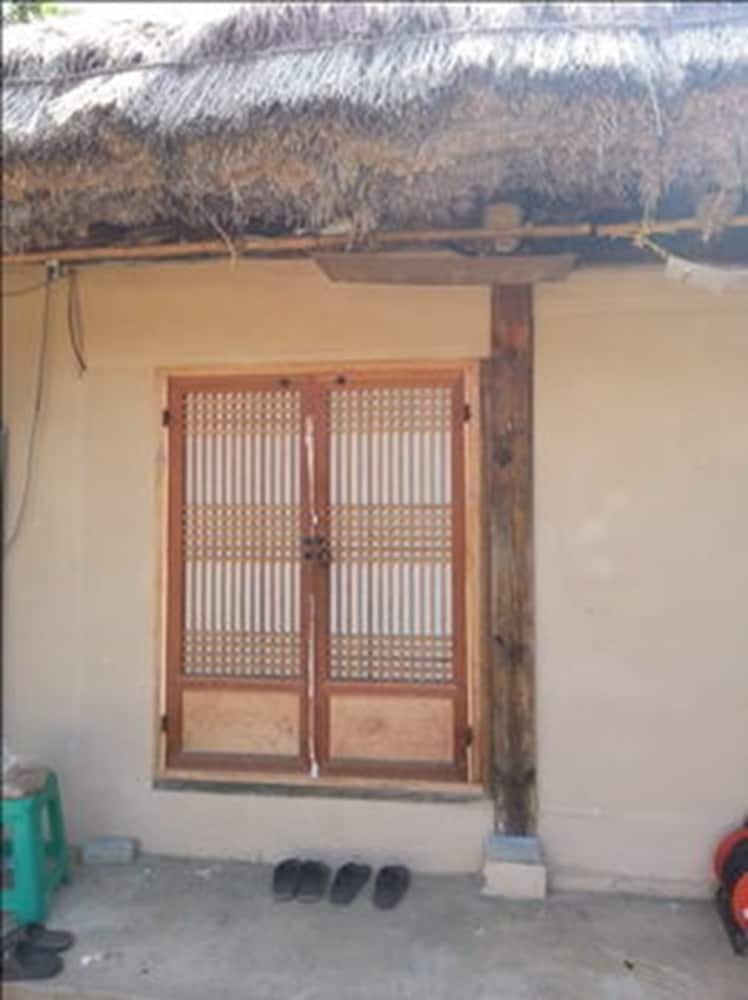 Hotel Moji Guest House