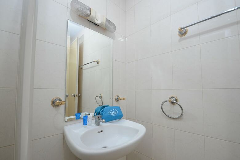 Hotel Airy Gubeng Sumatra 89 Surabaya