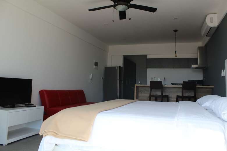 Apartamentos Studio 30 Condhotel By Nah Hotels