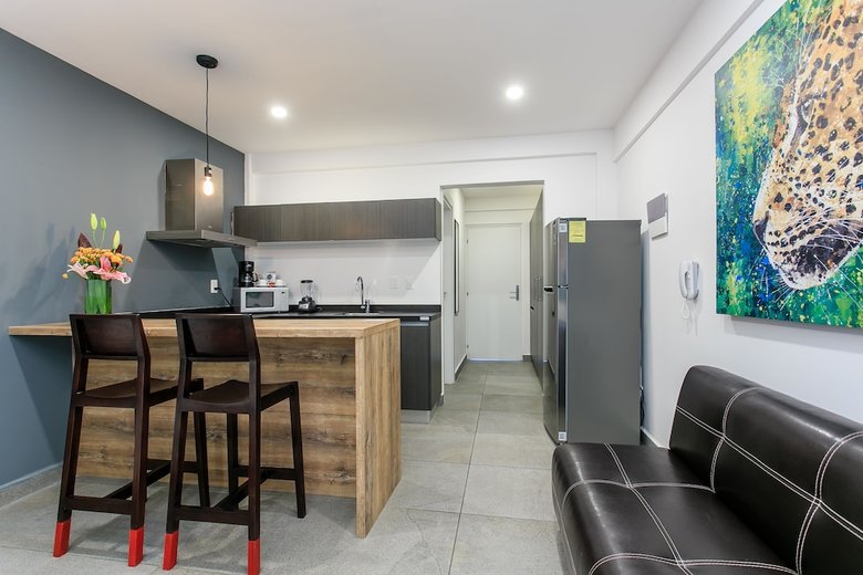 Apartamentos Studio 30 Condhotel By Nah Hotels