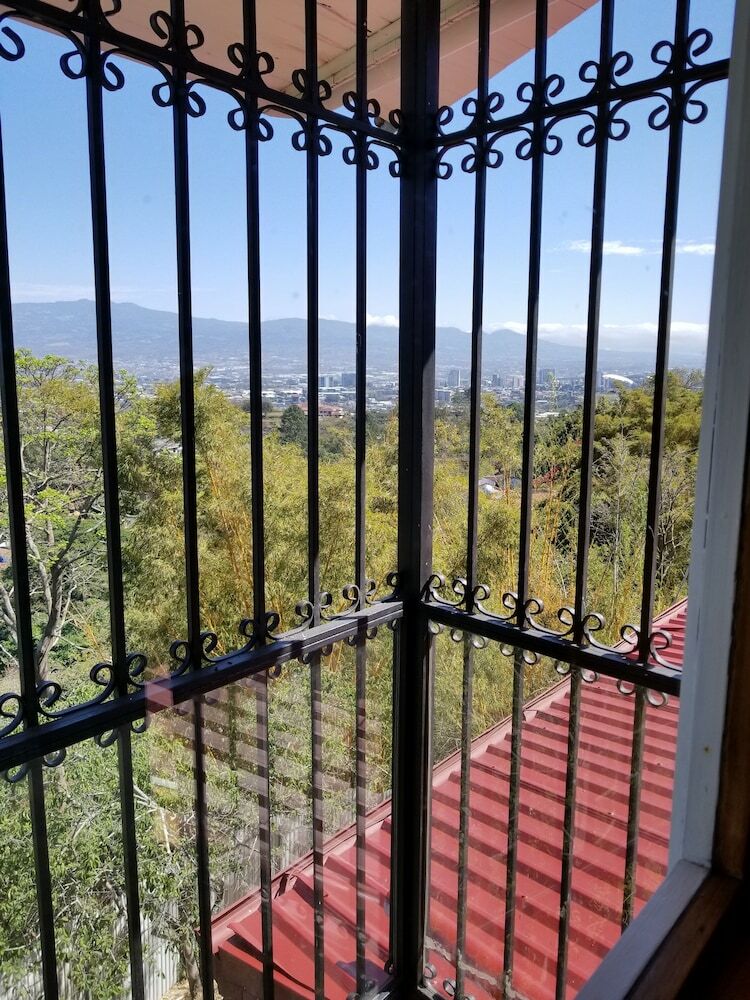Hotel Monte Campana Escazu