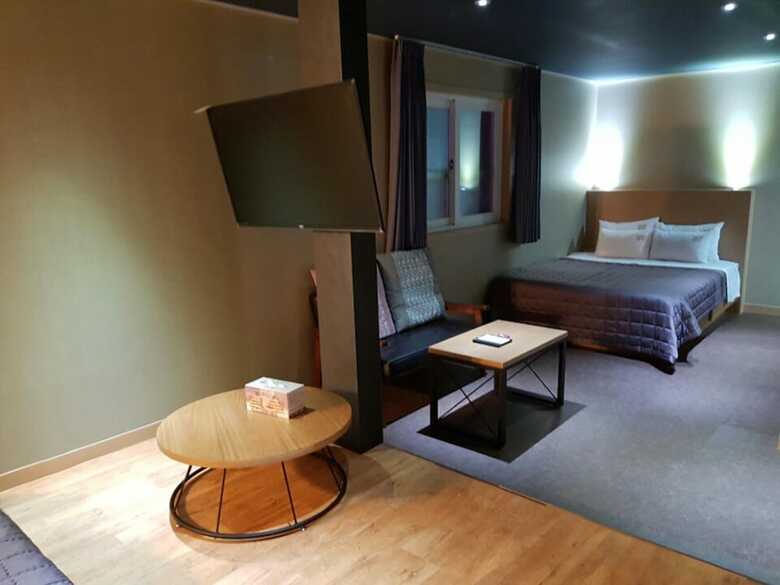 Hotel Youain