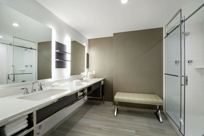 Hotel Hilton Garden Inn Roslyn