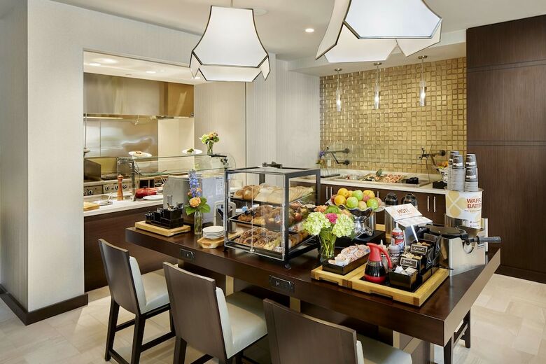 Hotel Hilton Garden Inn Roslyn